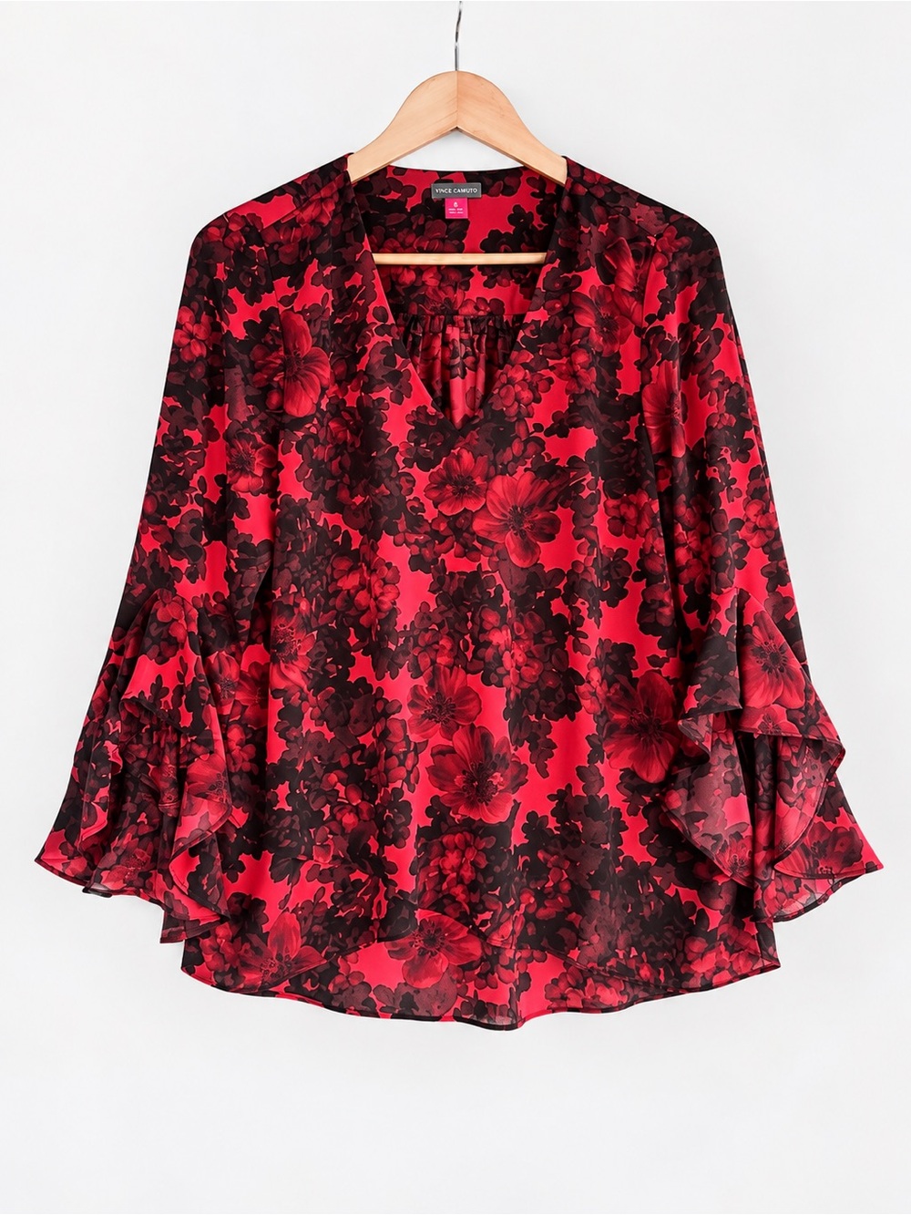 🎉5 for $45🎉  Vince Camuto top blouse shirt size M